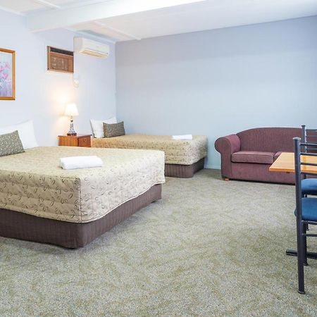 Castle Motel Касълмейн Екстериор снимка
